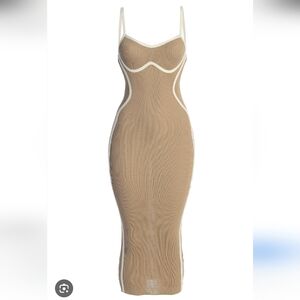 NWT JLUXLABEL Knit Bodycon Maxi Dress Beige White Trim S/M